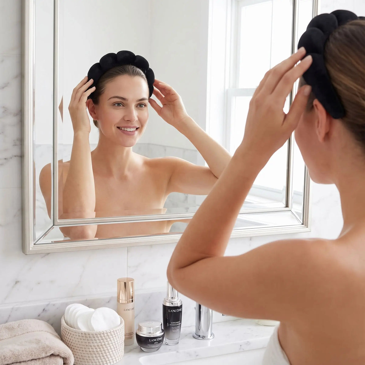 Serre tête femme noir pour se démaquiller 