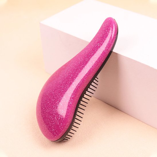 Brosse cheveux- forme agréable